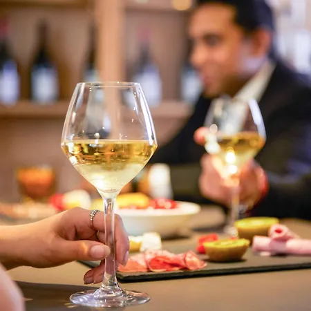 Relais De Lyon By Malone 4* Parigi