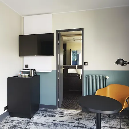 Hotel Relais De Lyon By Malone Parigi